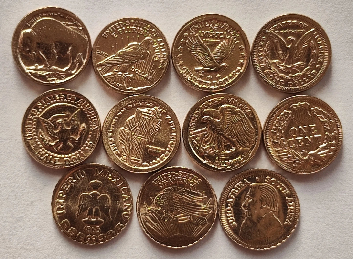 11 MINIATUR MEDAILLEN - MESSING