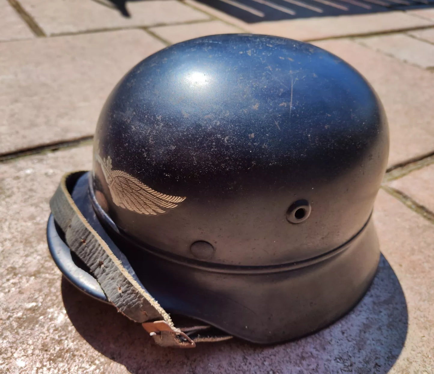 ORIGINALER M40 LUFTSCHUTZ HELM / STAHLHELM - WK II - WEHRMACHT - GUTER ZUSTAND