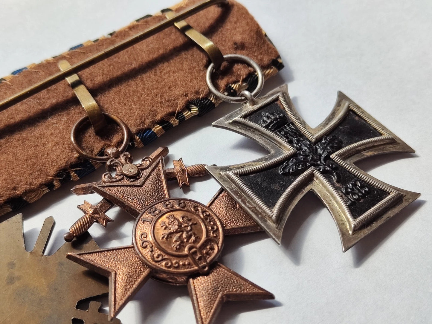 3 ORDEN - EISERNES & FRONTKÄMPFER KREUZ & BAYERISCHES VERDIENSTKREUZ 3. KLASSE 1866 - SPANGE
