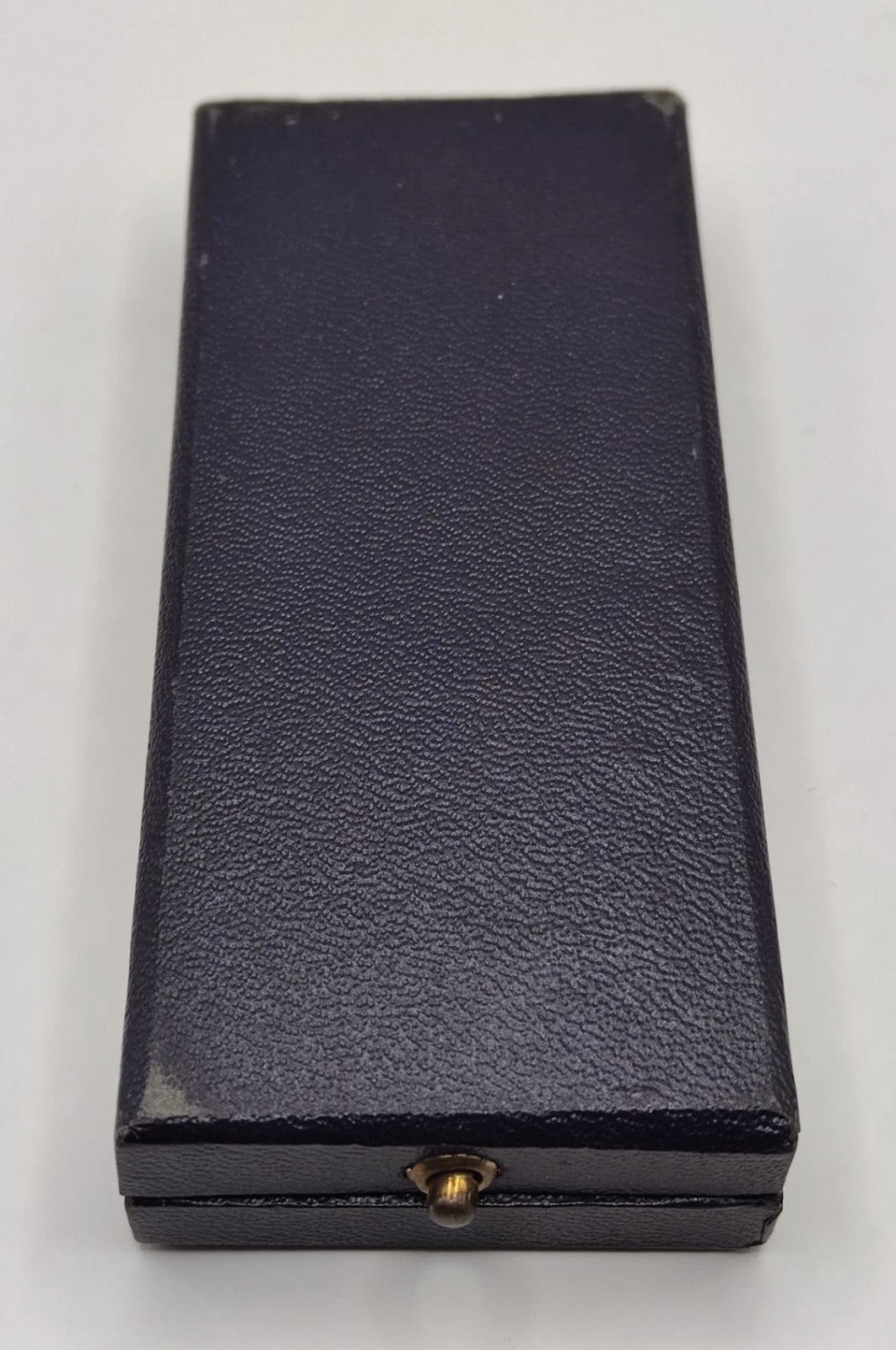 MUTTERKREUZ - 1. STUFE GOLD - ORIGINAL ETUI - AM LANGEN BAND - ORDEN