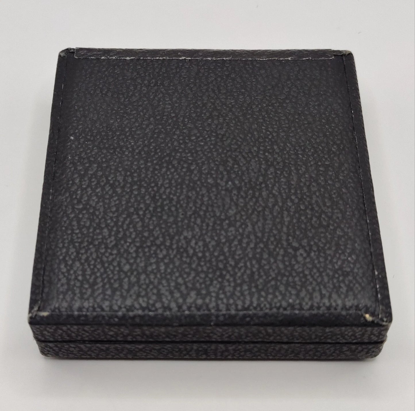 KRIEGSVERDIENSTKREUZ MIT SCHWERTER - 1 KLASSE - 1939 - ORDEN