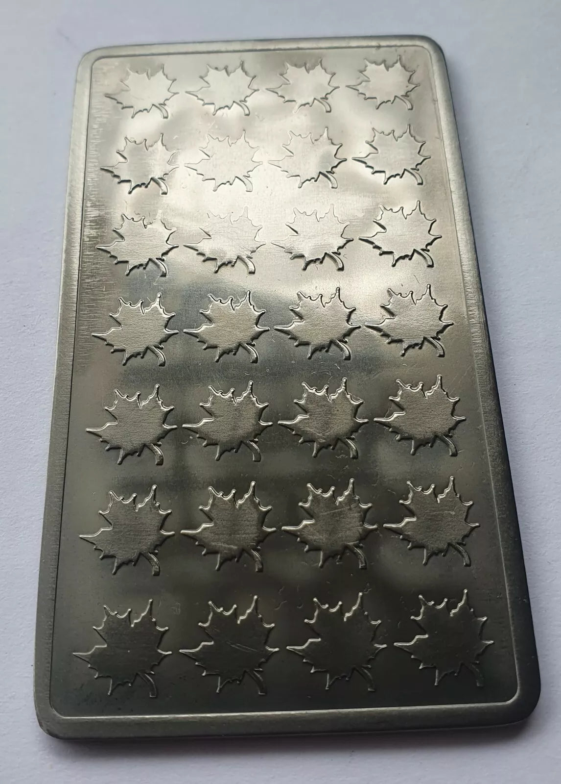 1 UNZE TITANIUM BARREN - KANADA MAPLE LEAF