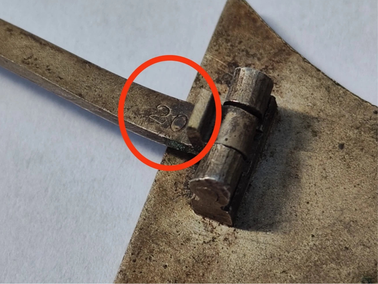 EISERNEN KREUZ - 1. KLASSE 1939 - HERSTELLER 20 - MIT ETUI - ORDEN