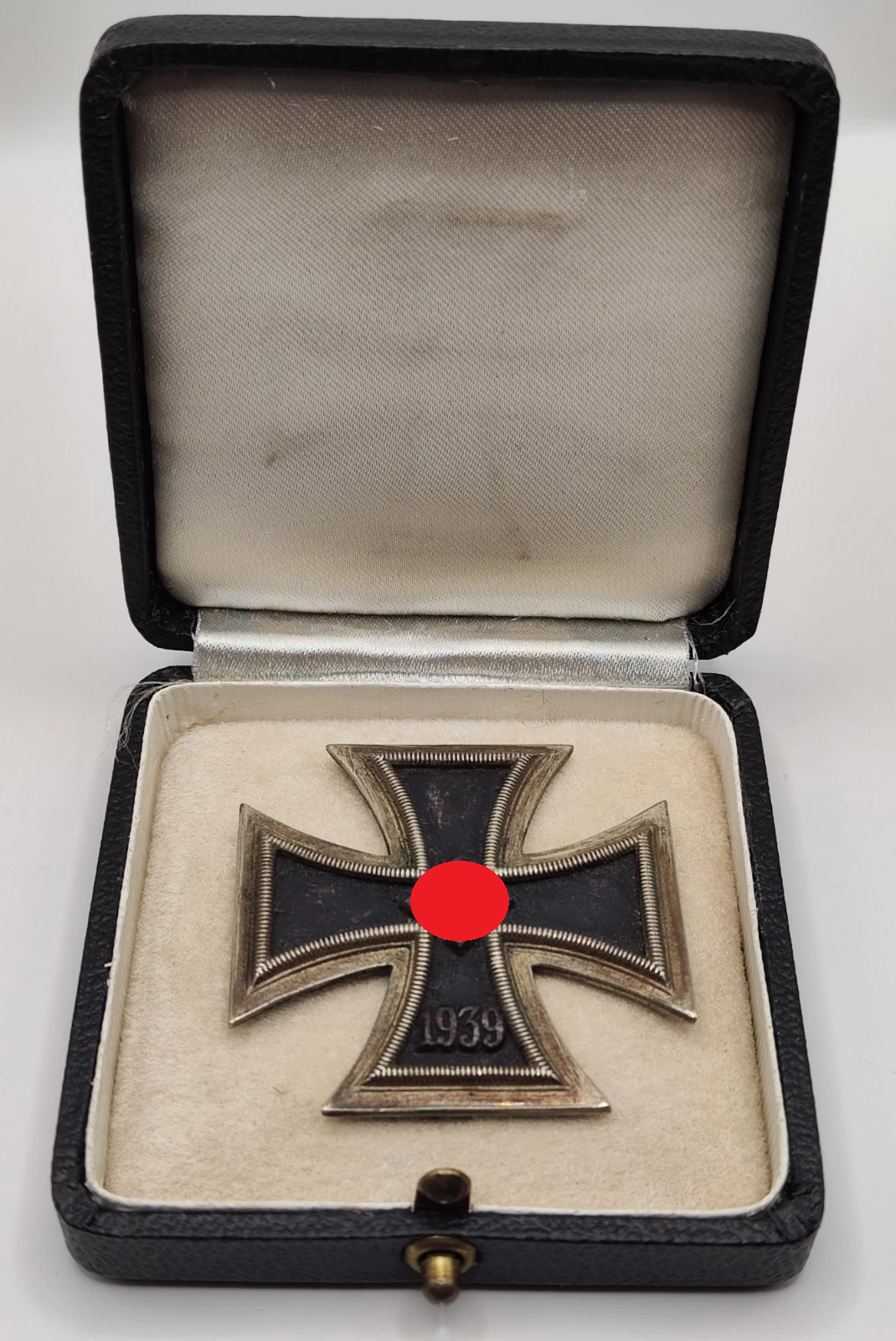 EISERNES KREUZ - 1. KLASSE 1939 - HERSTELLER L/13 - MIT ETUI - ORDEN