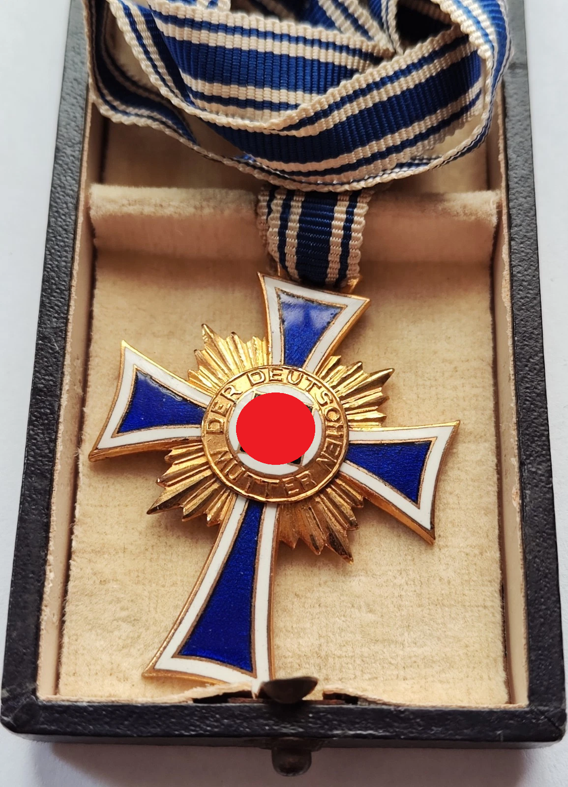 MUTTERKREUZ - 1. STUFE GOLD - ORIGINAL ETUI - AM LANGEN BAND - ORDEN