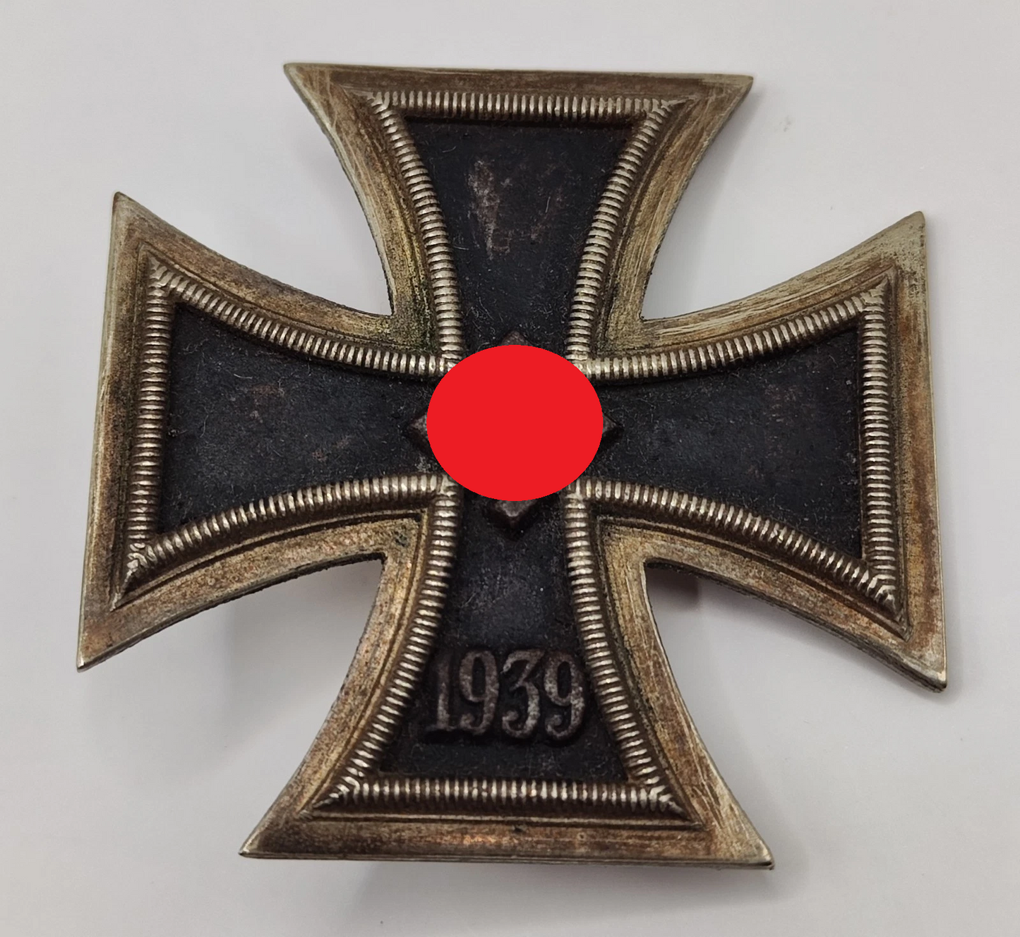 EISERNES KREUZ - 1. KLASSE 1939 - HERSTELLER L/13 - MIT ETUI - ORDEN