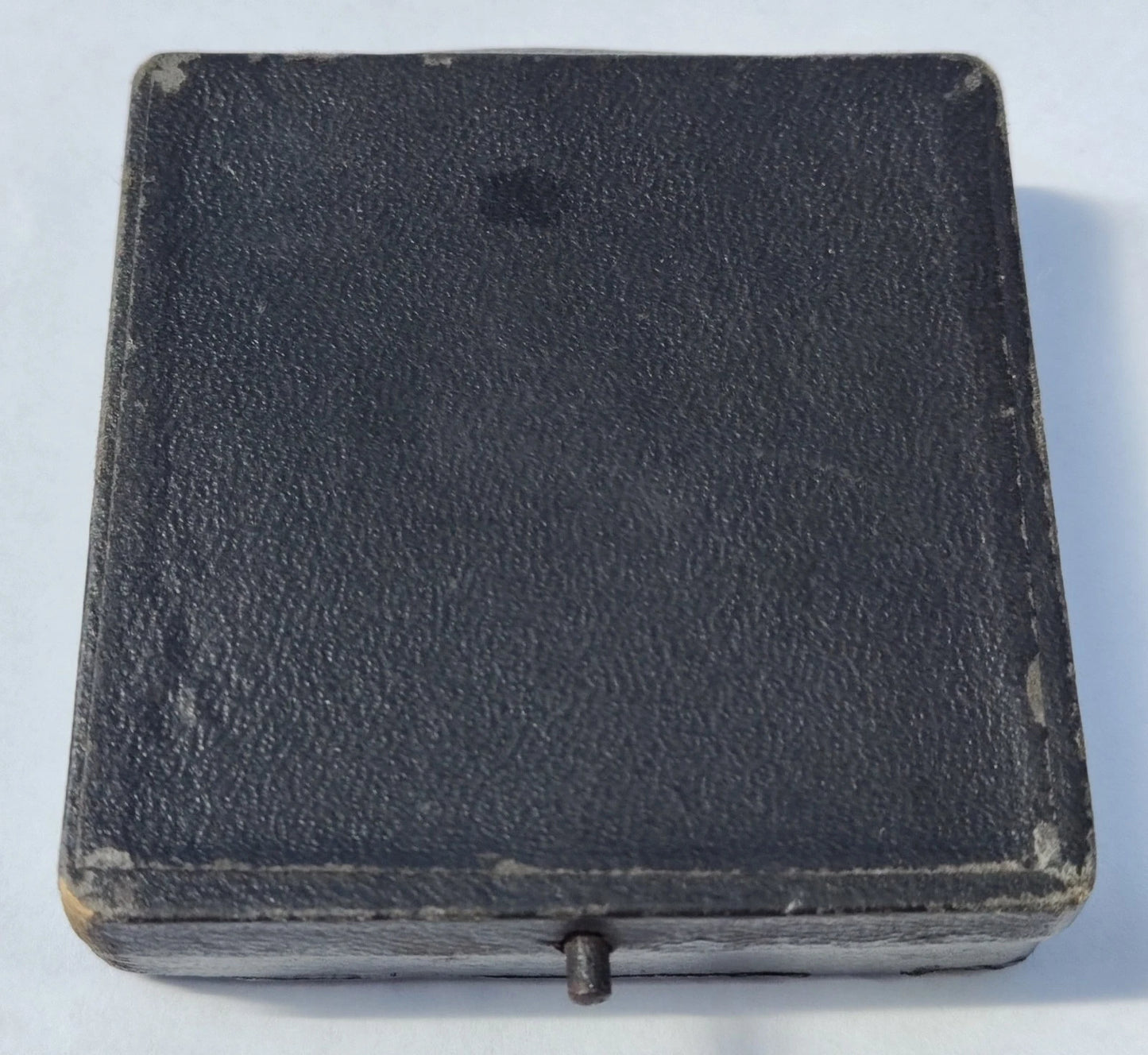 EISERNEN KREUZ - 1. KLASSE 1939 - HERSTELLER 20 - MIT ETUI - ORDEN