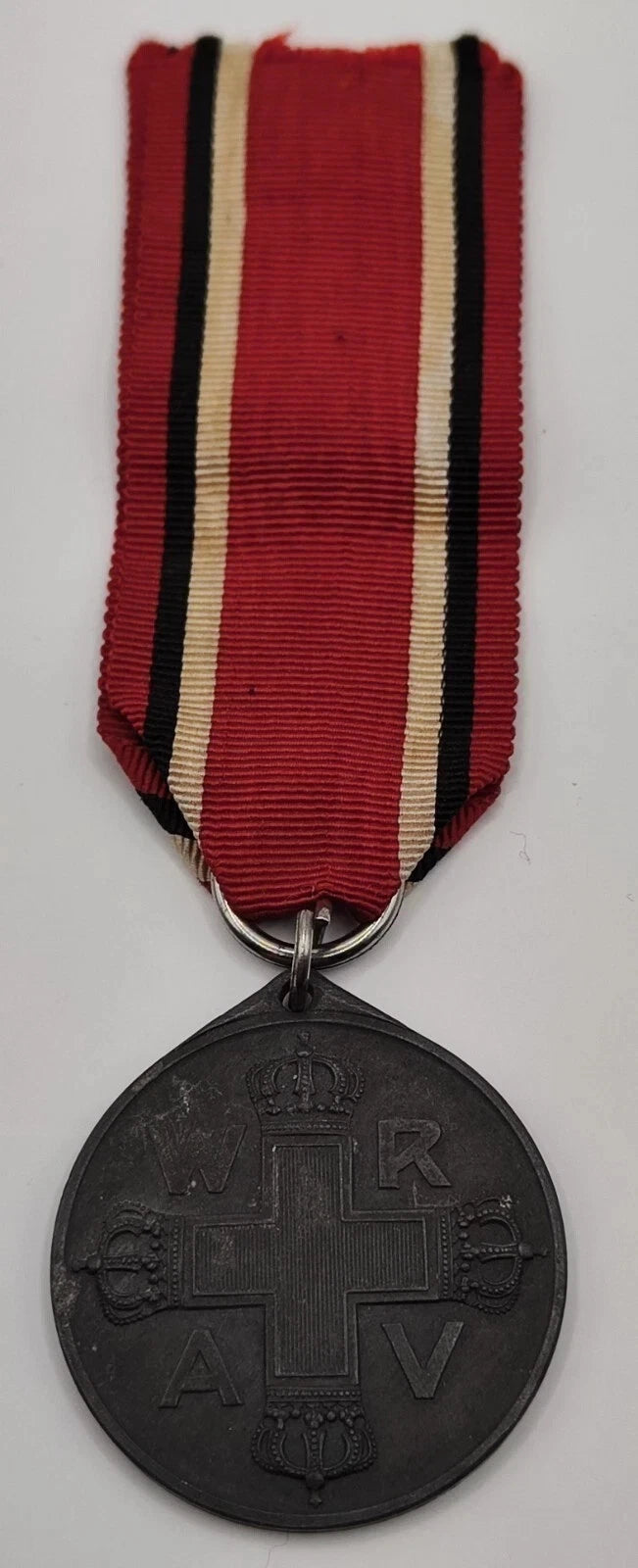 ORDEN - VERDIENST UM DAS ROTE KREUZ 3. KLASSE - AM LANGEN BAND
