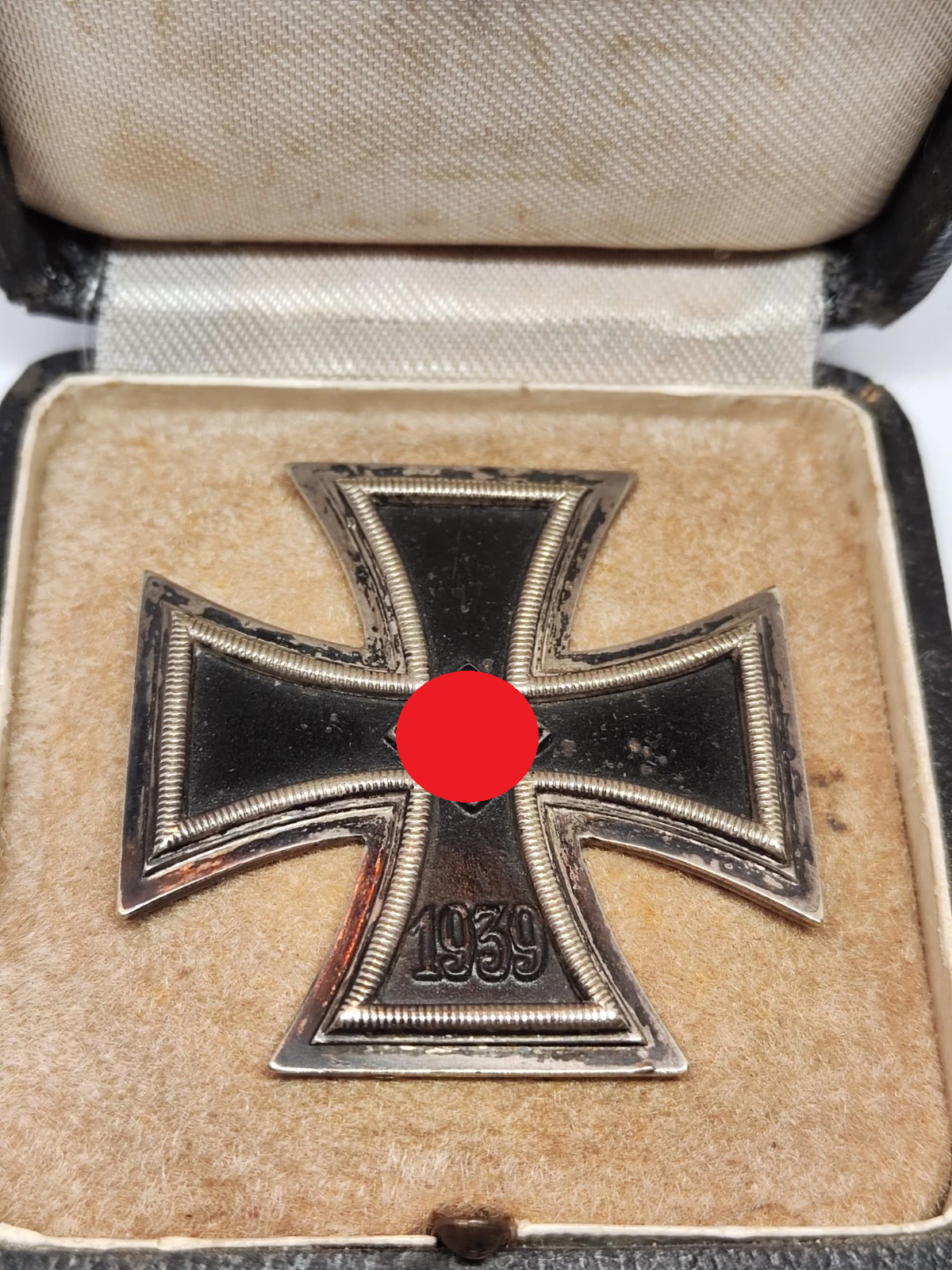 EISERNES KREUZ - 1. KLASSE 1939 - HERSTELLER 26 - MIT ETUI - ORDEN