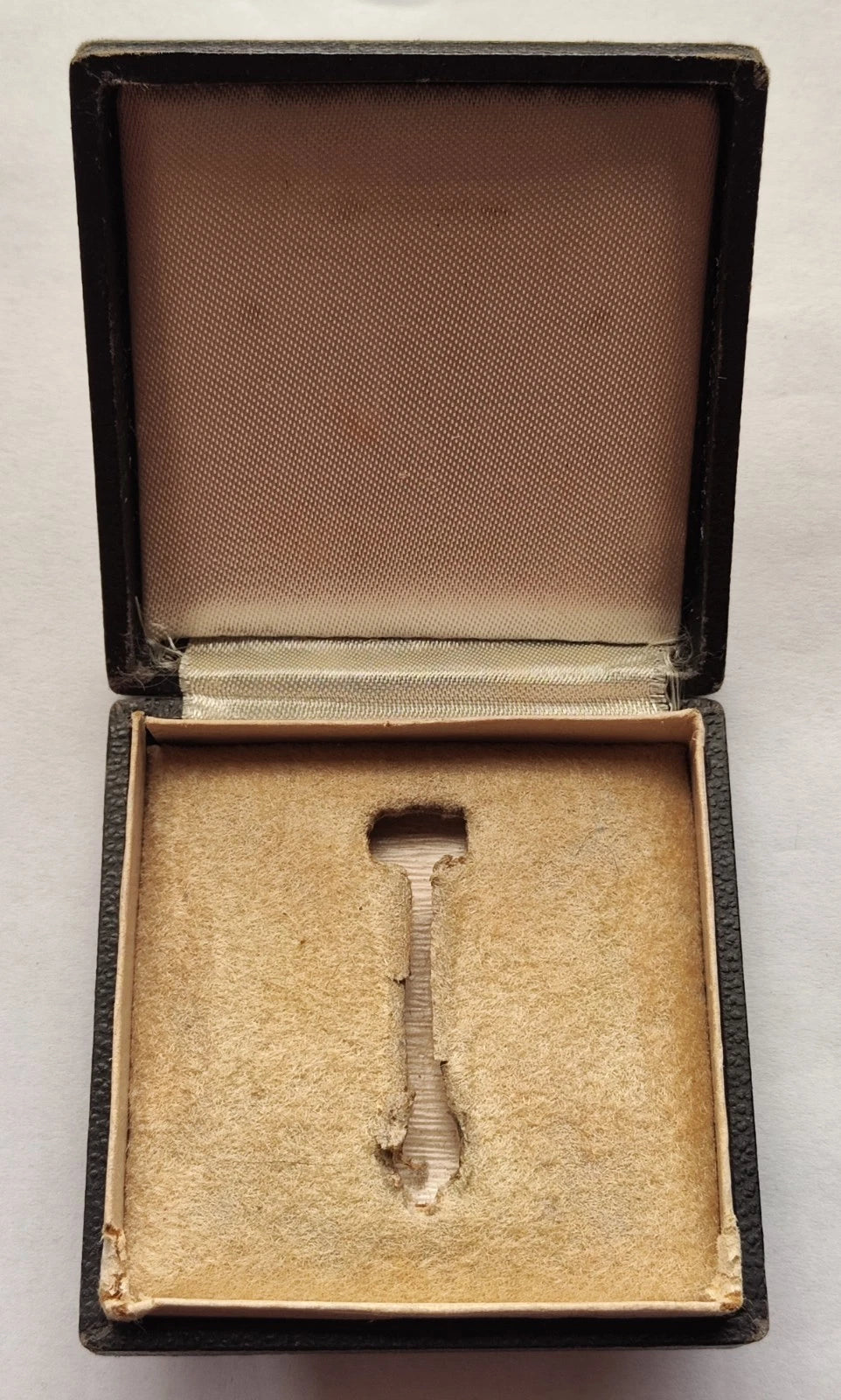 ORIGINAL ETUI ZUM EISERNEN KREUZ 1. KLASSE 1939 - ORDEN