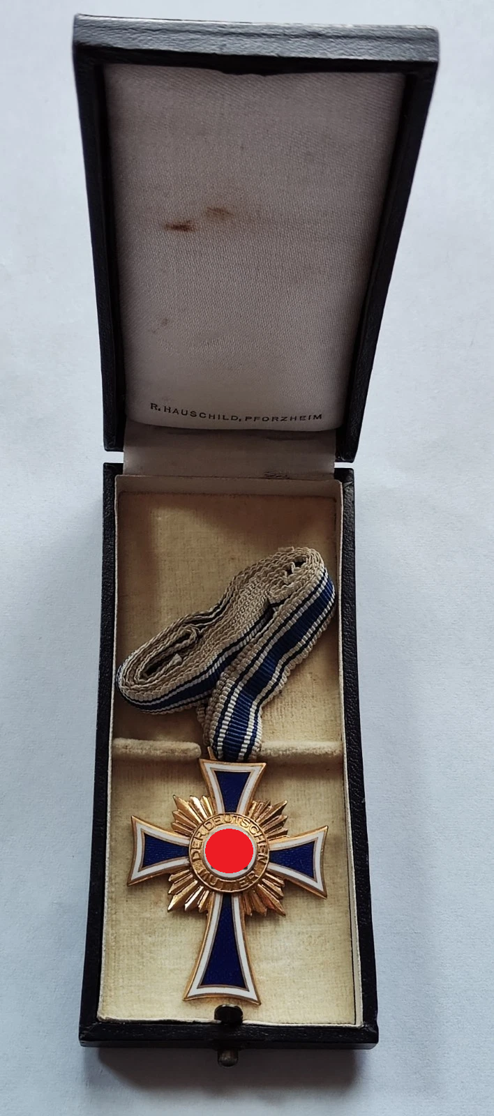 MUTTERKREUZ - 1. STUFE GOLD - ORIGINAL ETUI - AM LANGEN BAND - ORDEN