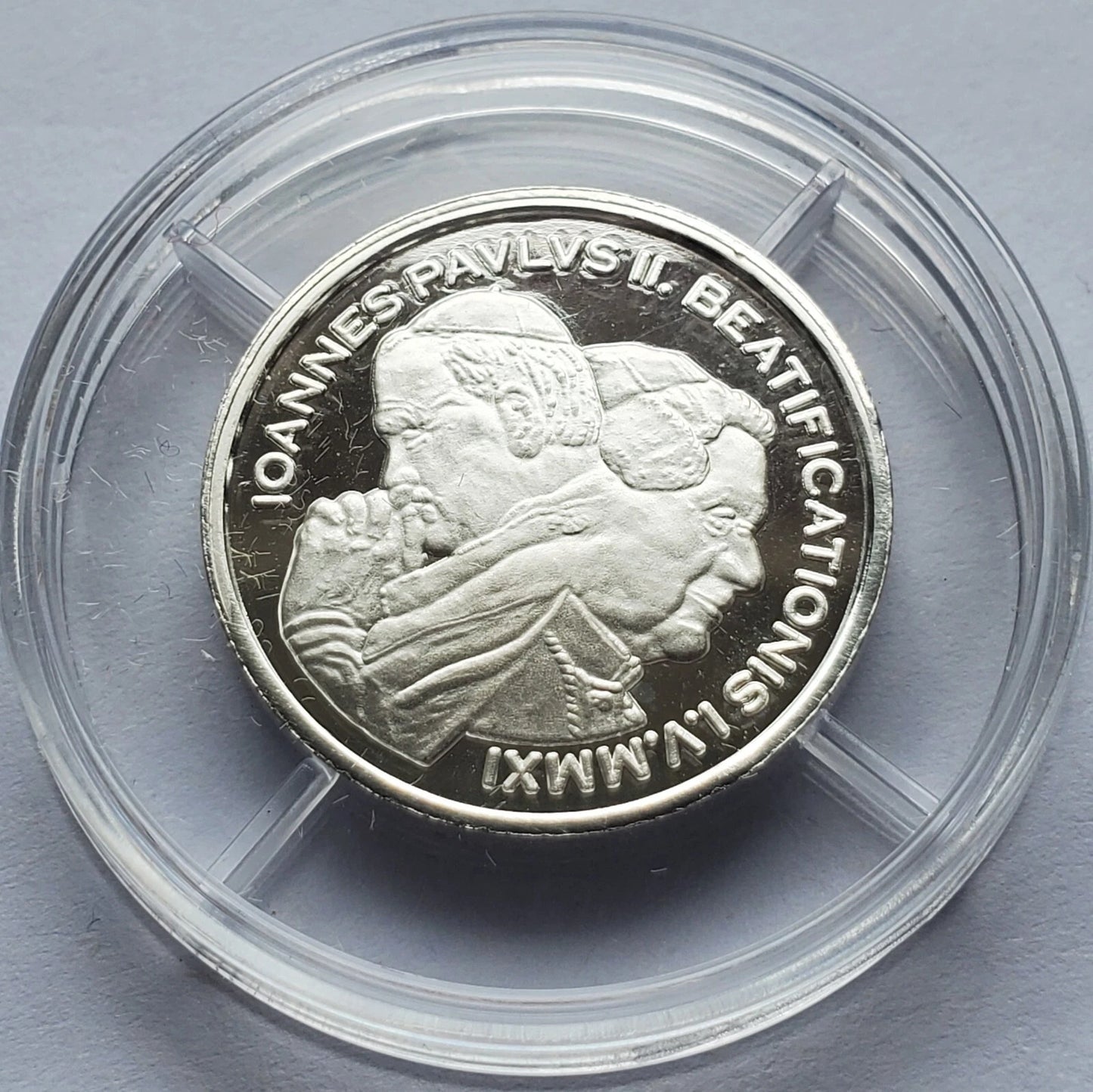 PREMIUM EURO MÜNZEN KMS - MIT SILBERMEDAILLE - VATIKAN 2011 - PAPST BENEDIKT XVI. - KOLORIERT