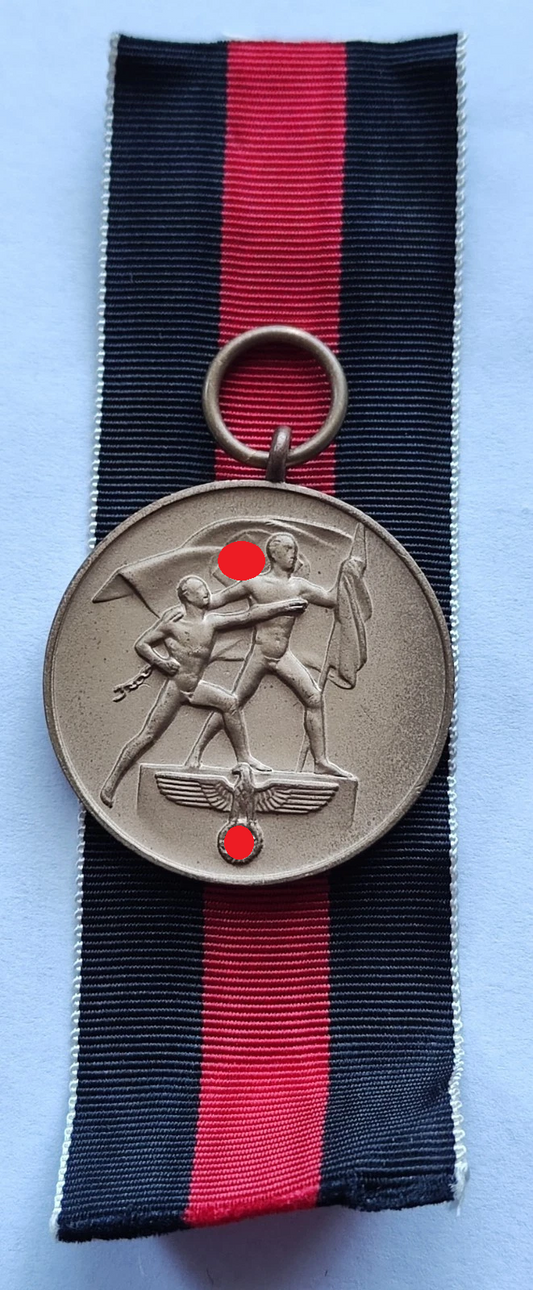 MEDAILLE - ERINNERUNG AN DEN STUDETENLAND-ANSCHLUSS - 1. OKTOBER 1938 - MIT BANDABSCHNITT - ORDEN