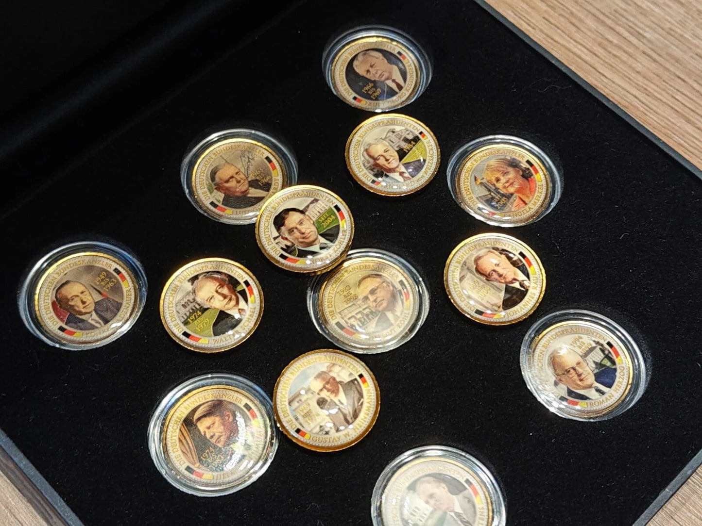 27 x 50 Cent Euro Münzen Set - BRD - Bundeskanzler & Bundespräsidenten - koloriert & vergoldet
