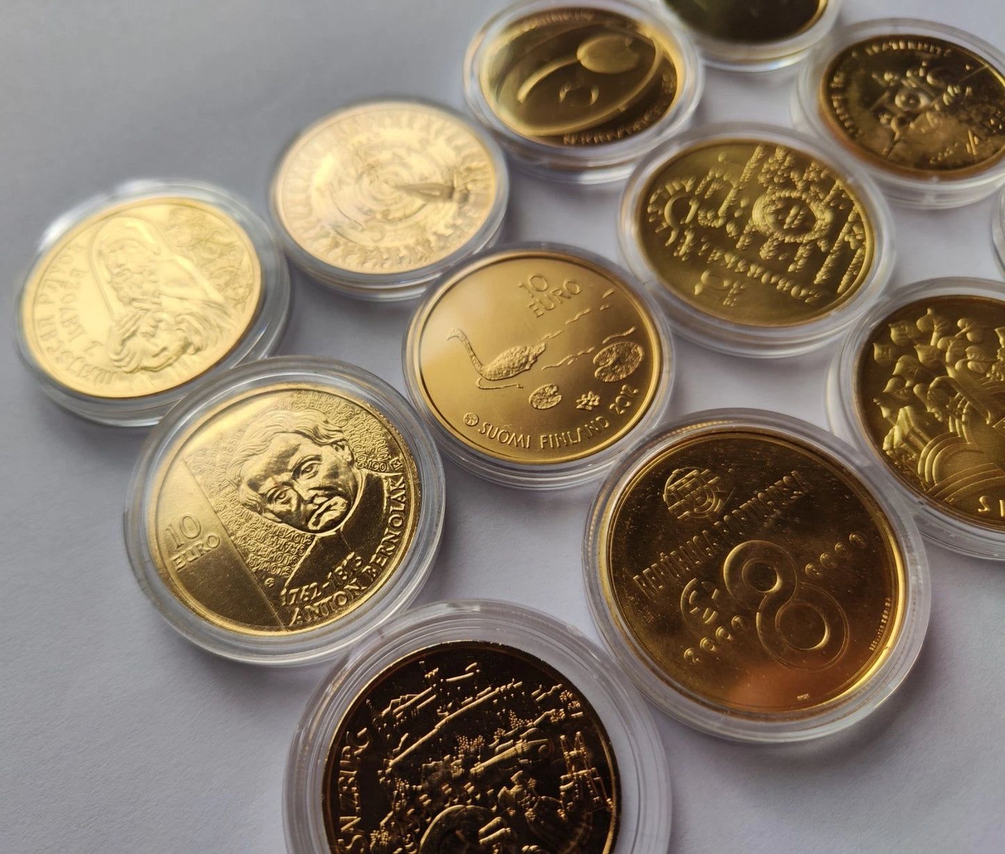 Diverse Euro Silbermünzen - Europa - 24 Karat vergoldet - schöne Sammlung