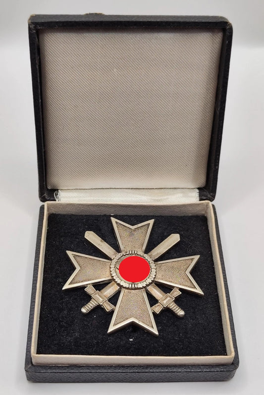 KRIEGSVERDIENSTKREUZ MIT SCHWERTER - 1 KLASSE - 1939 - ORDEN