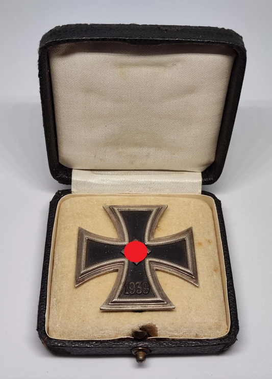 EISERNES KREUZ - 1. KLASSE 1939 - HERSTELLER 65 - MIT ETUI - ORDEN