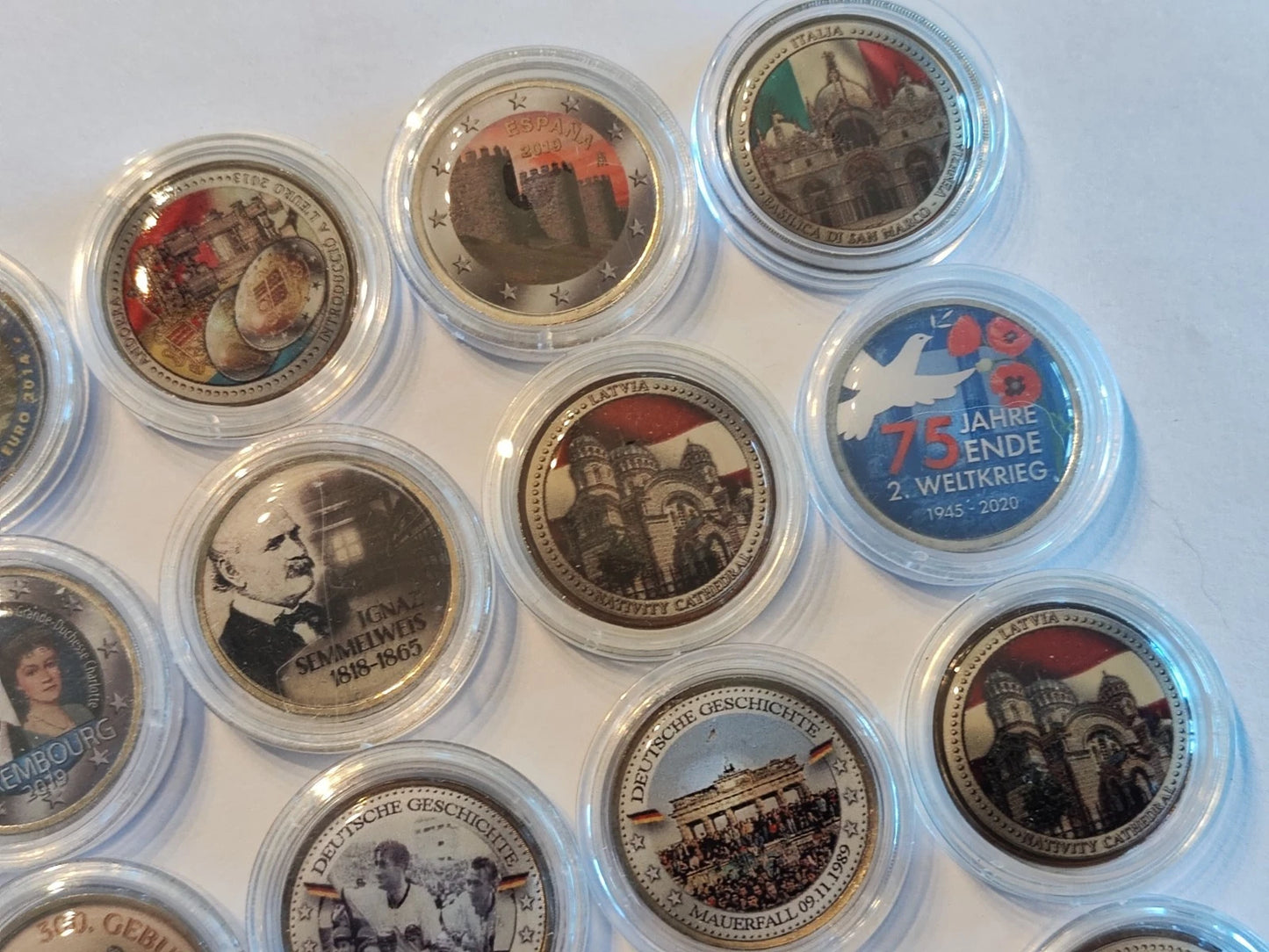 16 x 2 Euro Münzen - Sammlung - schöne Motive - koloriert