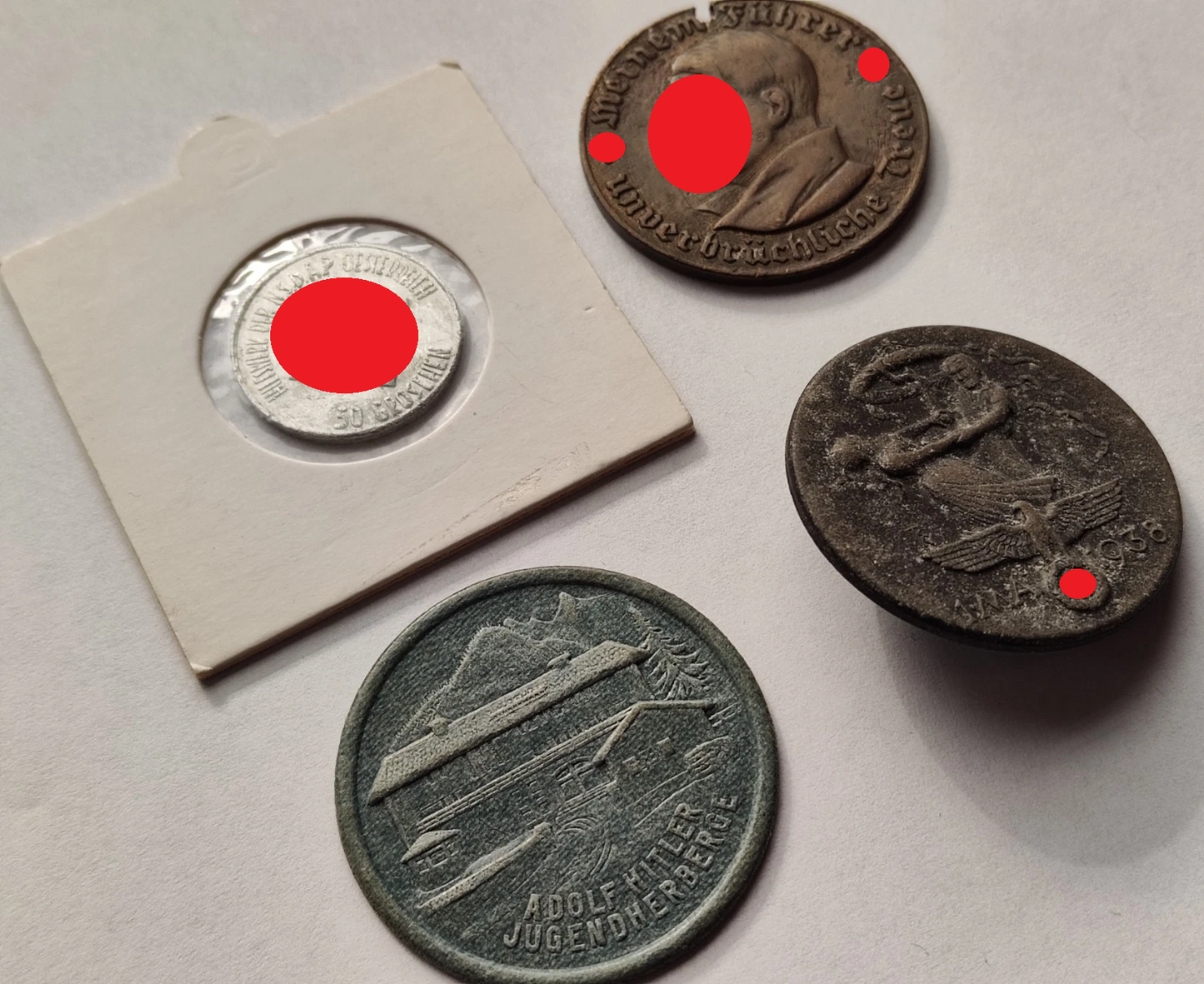 DIVERSE MEDAILLEN & PINS - ADOLF HITLER - ORDEN