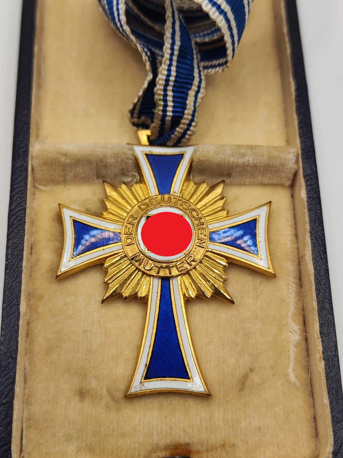 MUTTERKREUZ - 1. STUFE GOLD - ORIGINAL ETUI - AM LANGEN BAND - ORDEN