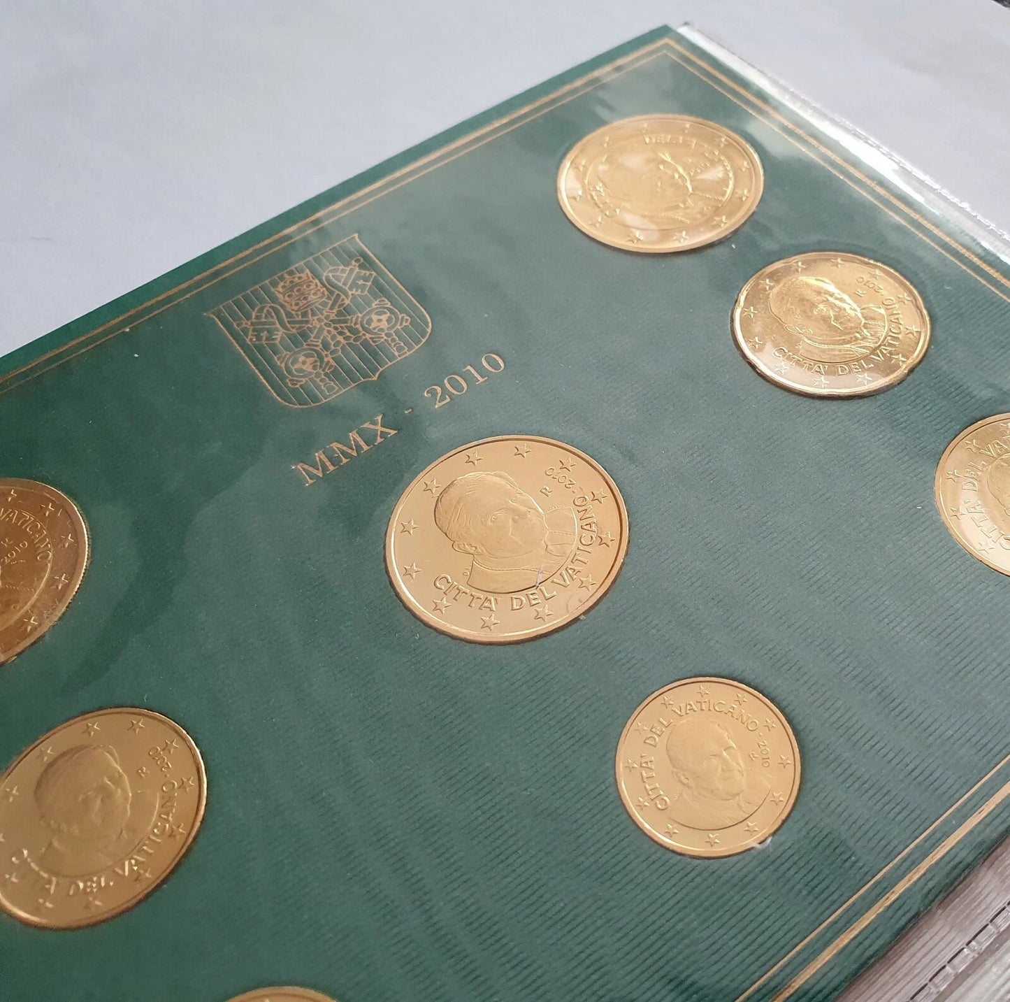 ORIGINAL EURO KMS MÜNZEN - VATIKAN / PAPST FRANZISKUS 2010 - 24 KARAT VERGOLDET