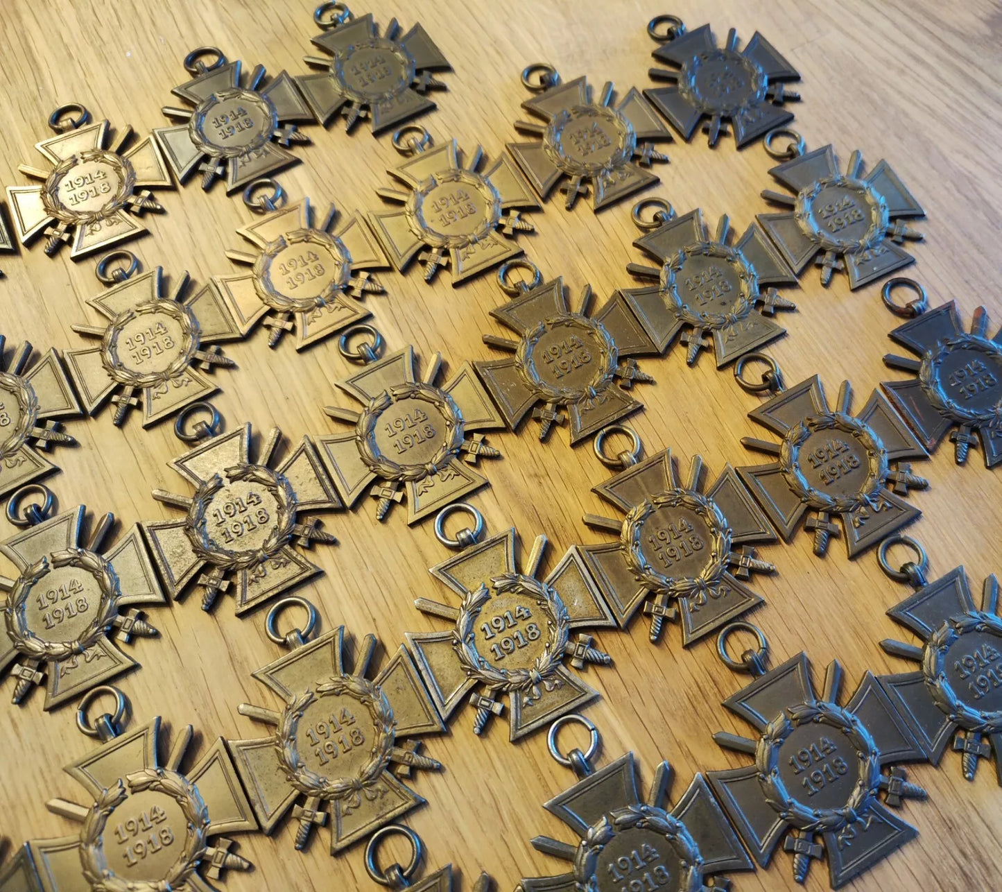 1 x FRONTKÄMPFERKREUZ  1914/1918 - ORDEN