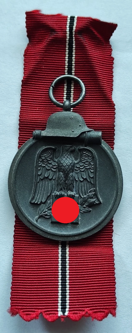 MEDAILLE - WINTERSCHLACHT IM OSTEN 1941/42 - MIT BANDABSCHNITT - ORDEN